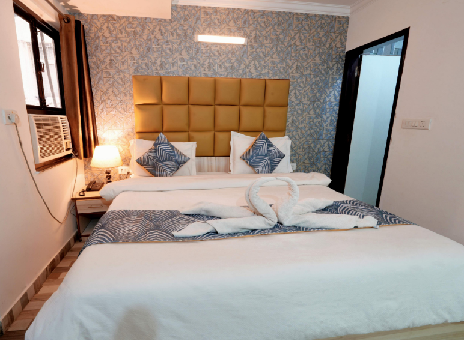 Hotel Clink  Mahipalpur | Deluxe Room 